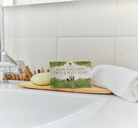 Aloe avocado face and body soap , Aloe vera , Savon Corps et Visage à l'Aloe et à l'Avocat , Forever , savon , vente de produit en ligne , vannes , morbihan , 56